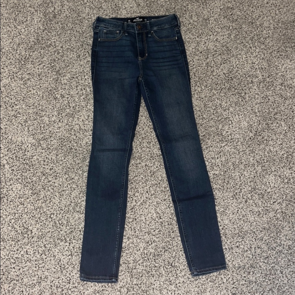 Hollister ultra high rise skinny Jean